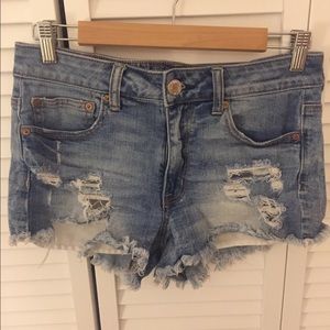 Distressed American Eagle Festival Short Size 8